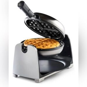 Oster DiamondForce Nonstick Flip Waffle Maker - Silver
